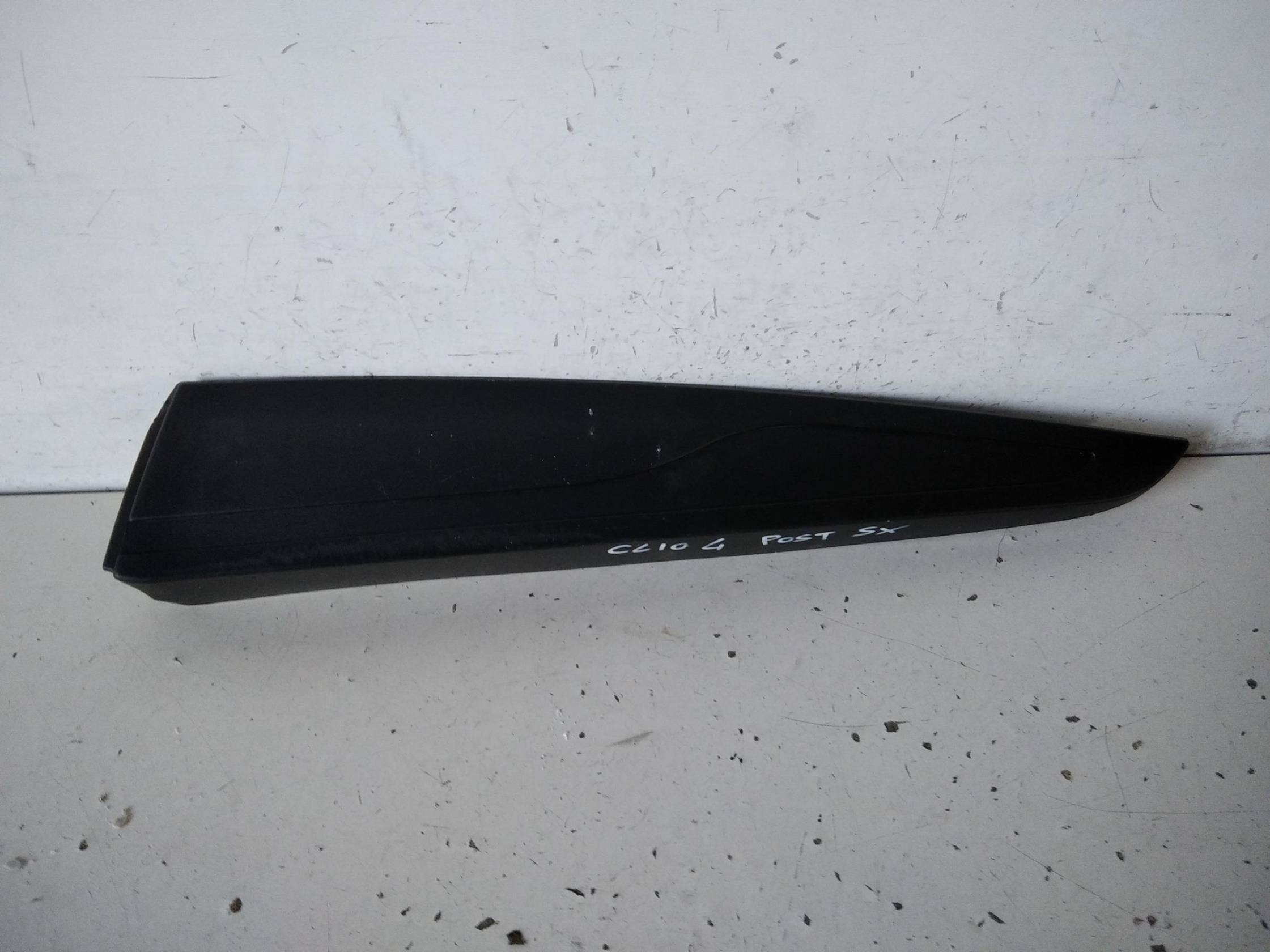 Modanatura porta post. sx.